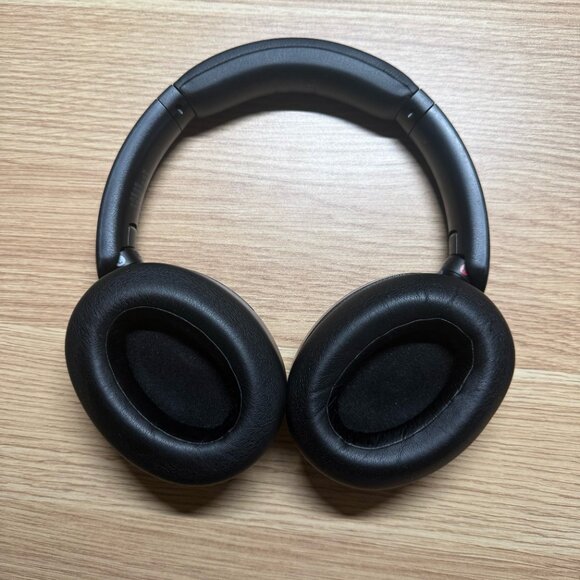 Sony WH-XB910N Wireless Noise-Canceling Headphones - Black - Picture 2 of 7